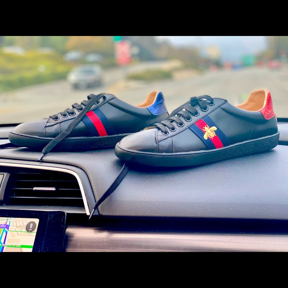 Gucci Men’s Ace Embroidered Sneakers